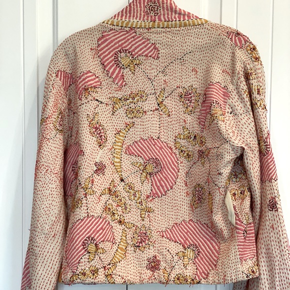 Vintage Hand Sewn Indian Jacket made by Artisans - Picture 13 of 14